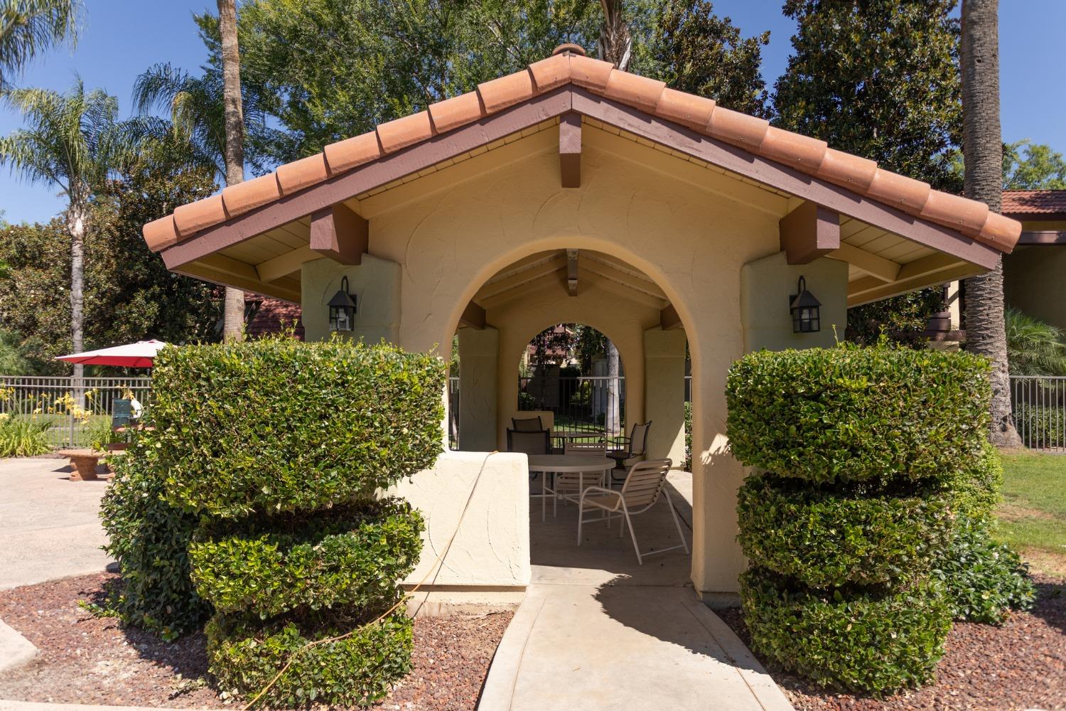 2881 Huntington Blvd #121, Fresno, CA 93721