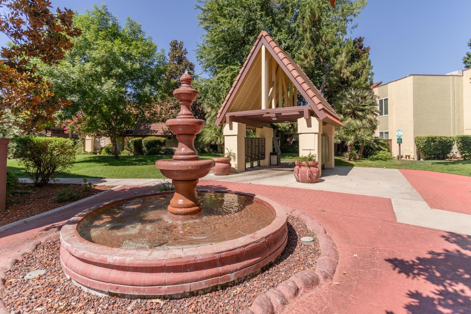 2881 Huntington Blvd #121, Fresno, CA 93721