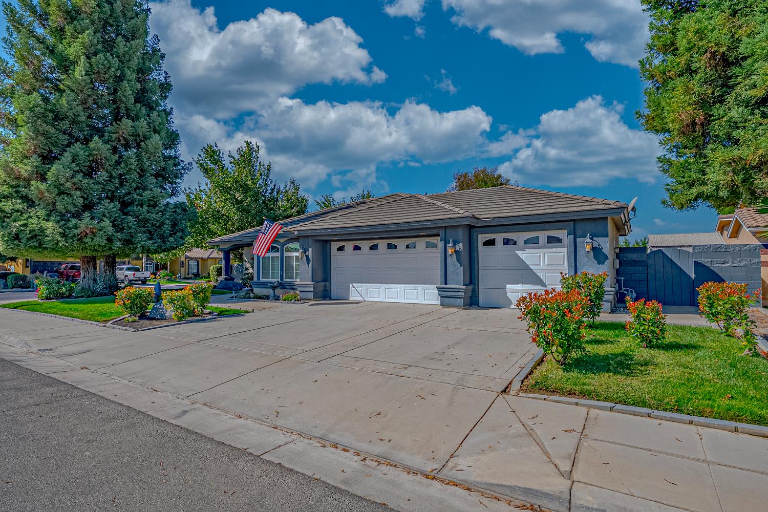 1416 Larrete Ave, Madera, CA 93637