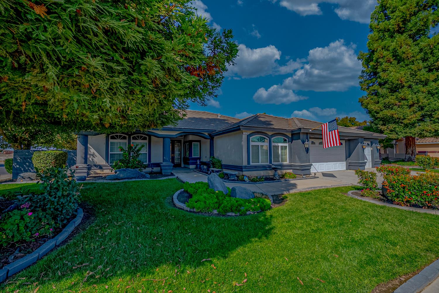 1416 Larrete Ave, Madera, CA 93637