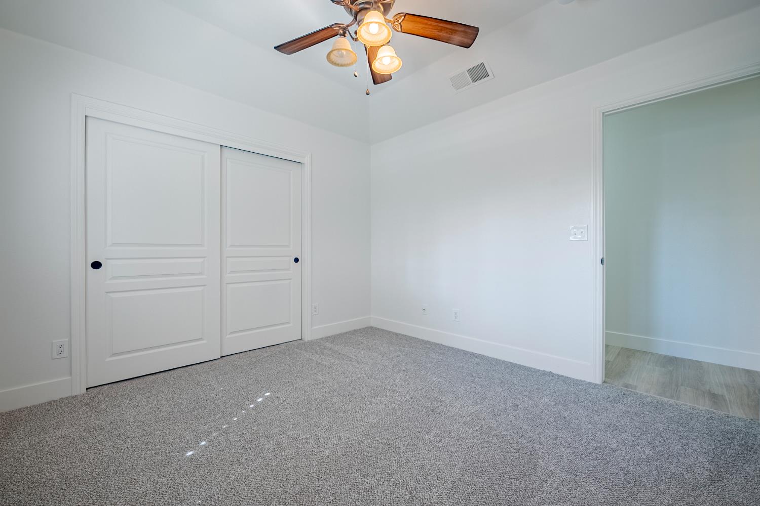 1416 Larrete Ave, Madera, CA 93637