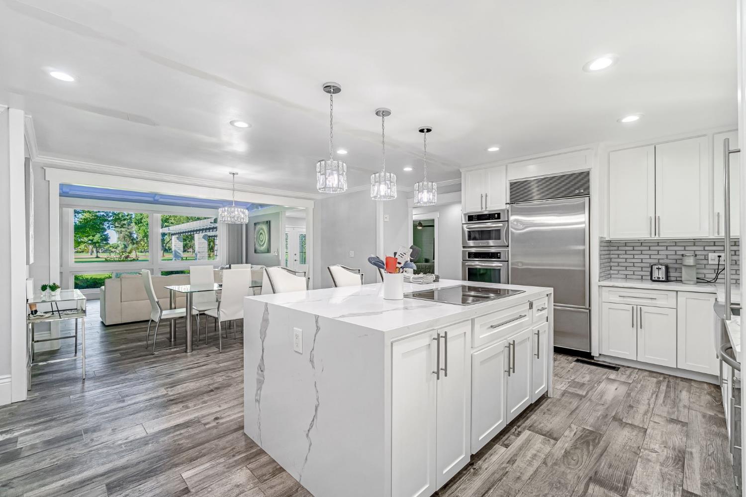 5976 E Butler Ave, Fresno, CA 93727