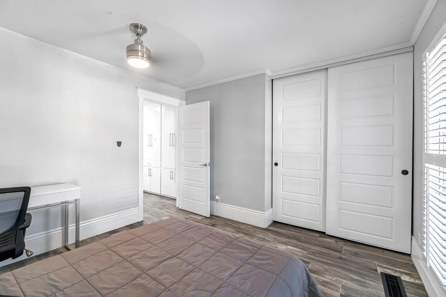 5976 E Butler Ave, Fresno, CA 93727