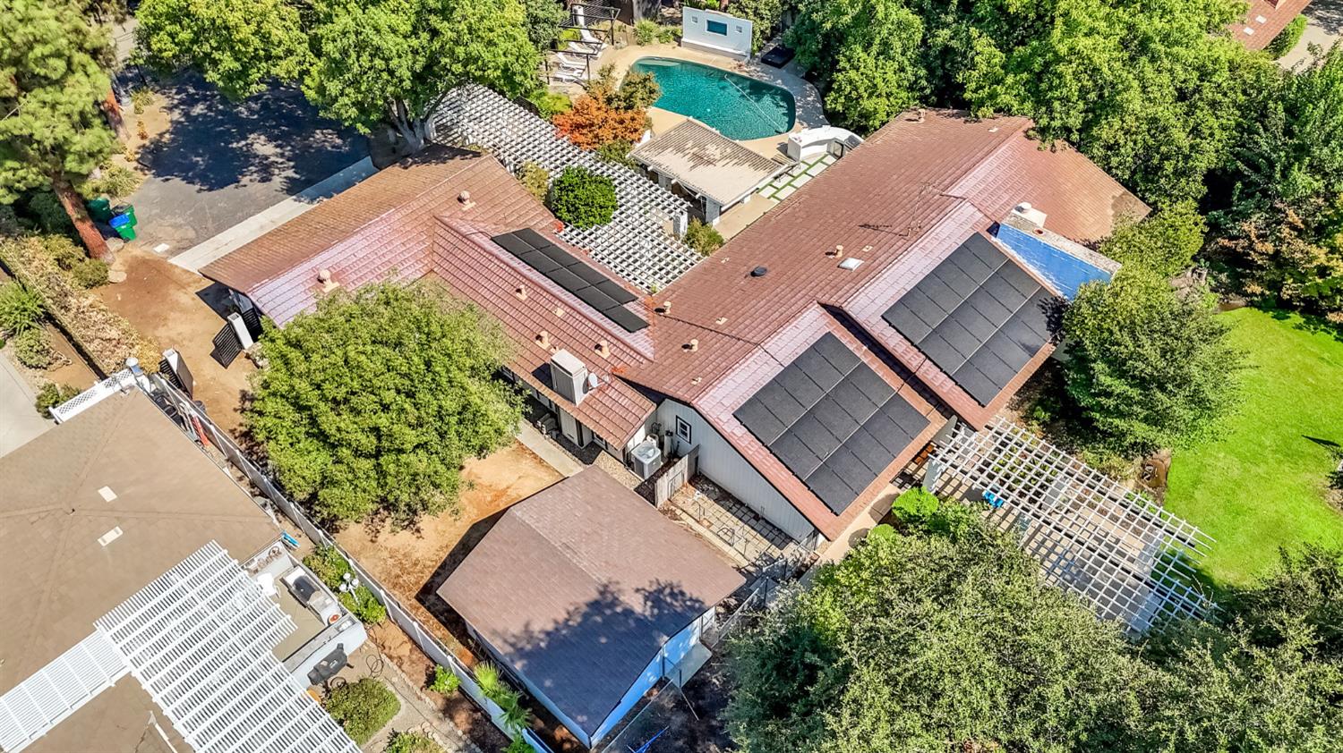 5976 E Butler Ave, Fresno, CA 93727