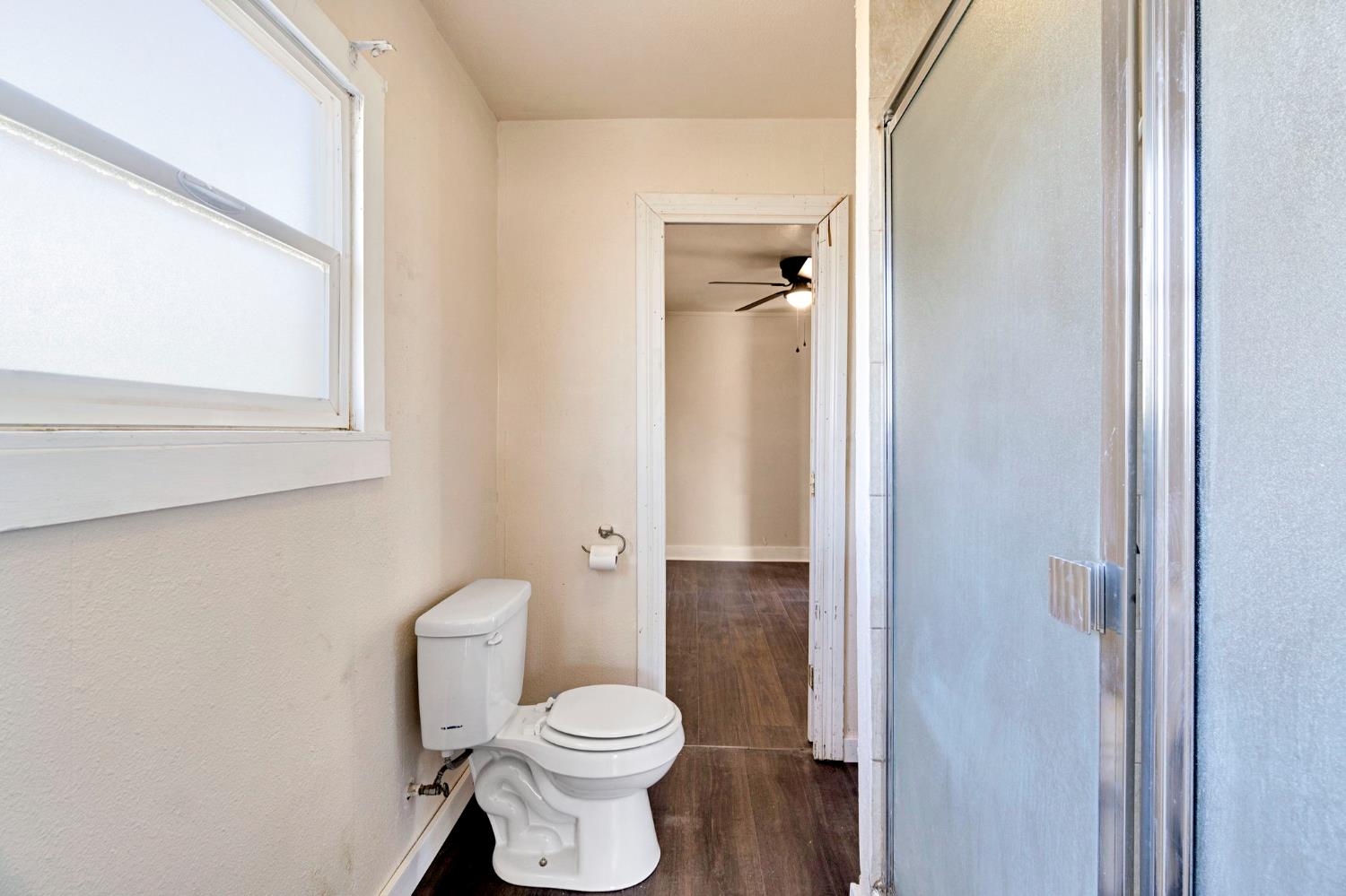 408 W Spruce Ave, Pinedale, CA 93650