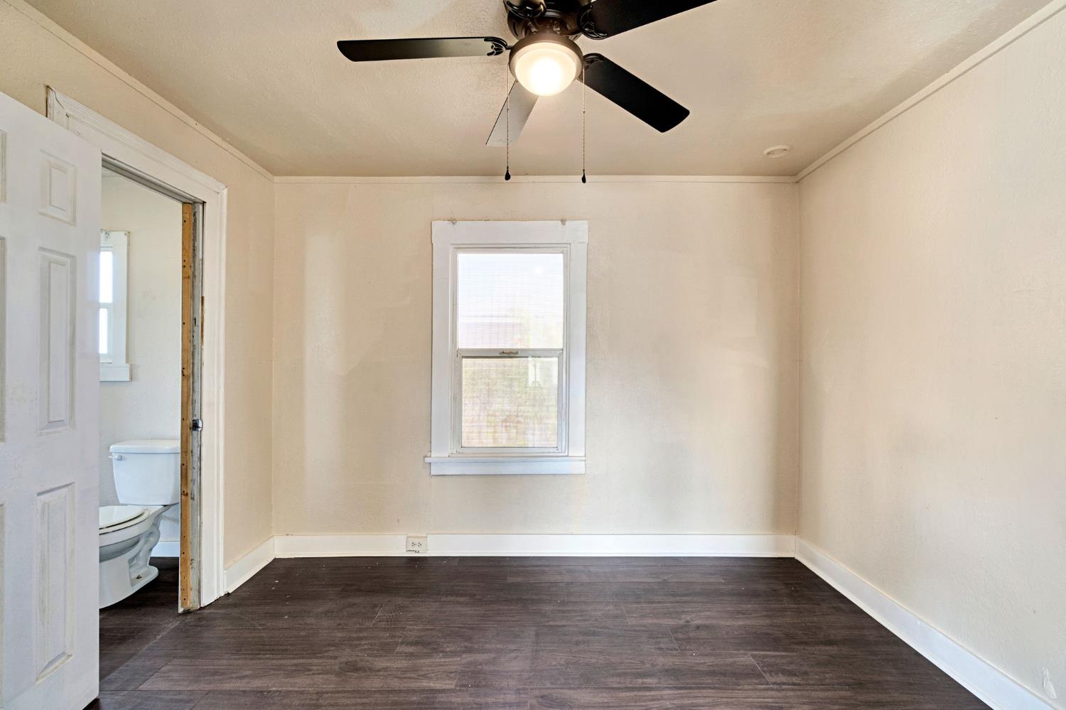 408 W Spruce Ave, Pinedale, CA 93650