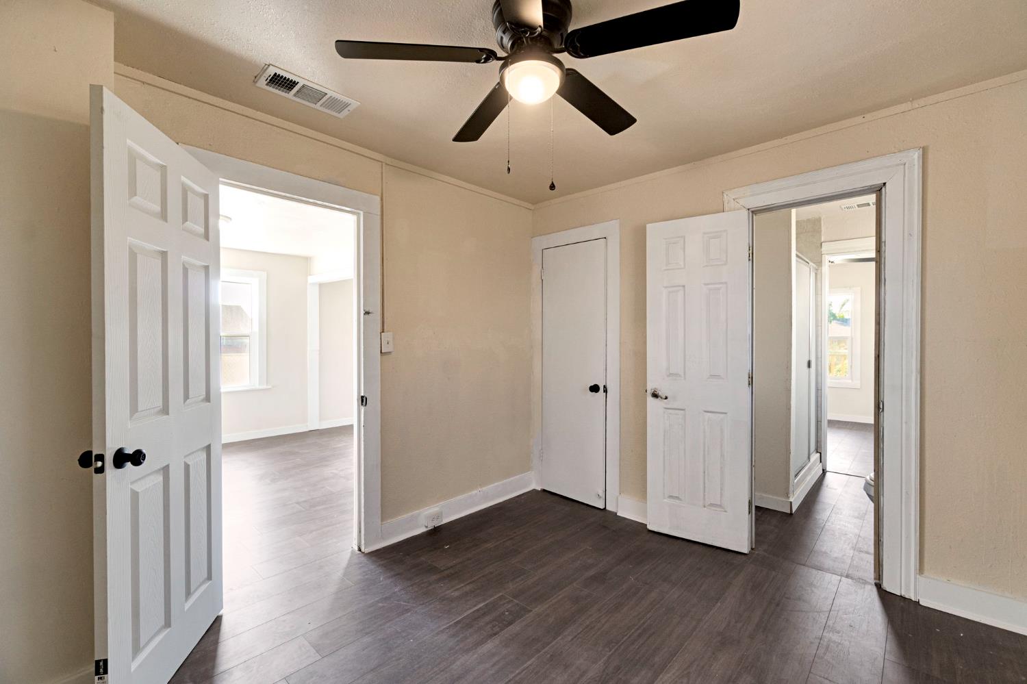 408 W Spruce Ave, Pinedale, CA 93650