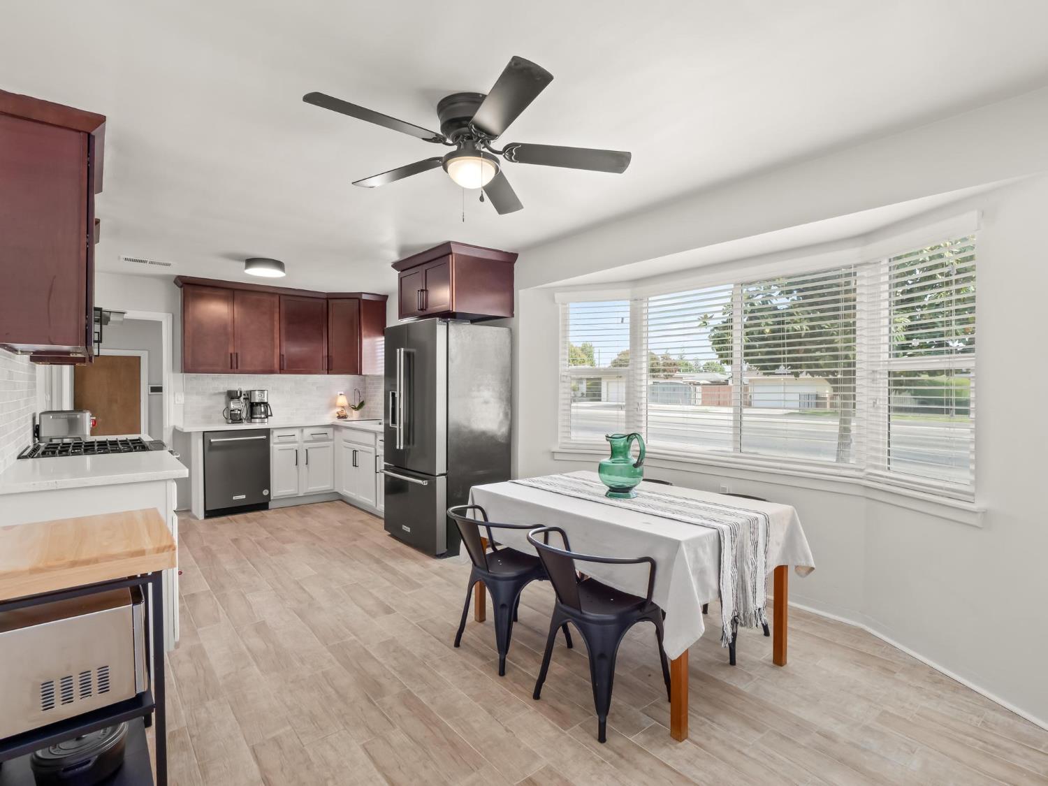 2705 N West Ave, Fresno, CA 93705