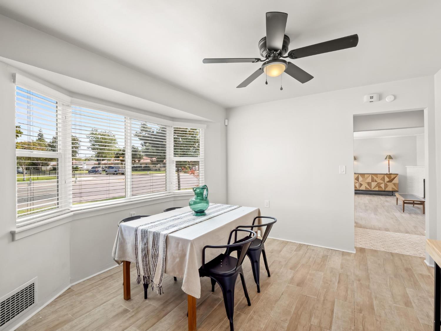 2705 N West Ave, Fresno, CA 93705