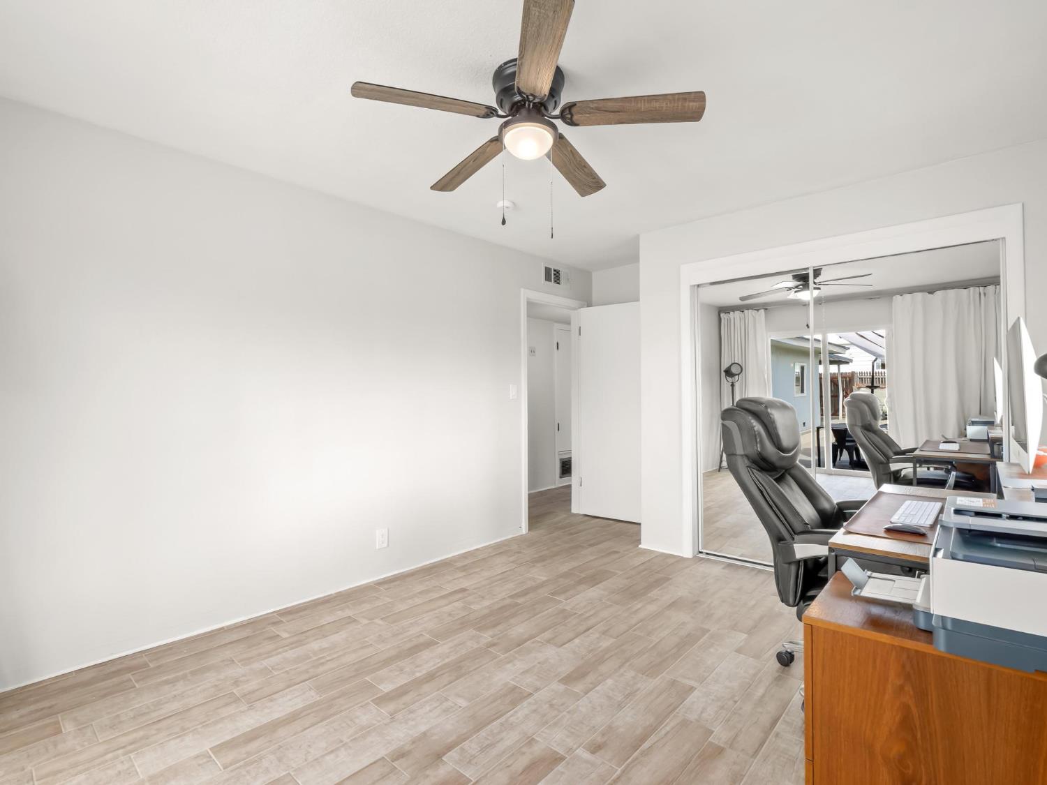 2705 N West Ave, Fresno, CA 93705