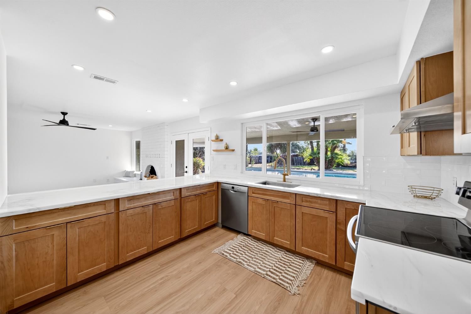 18578 Farallon Rd, Madera, CA 93638