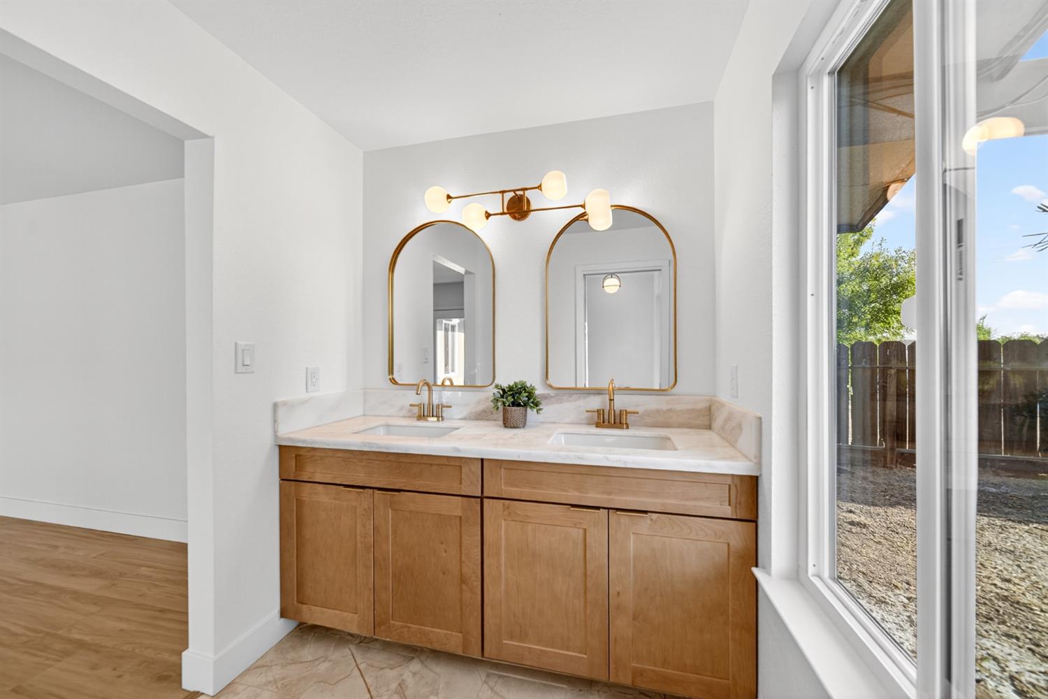 18578 Farallon Rd, Madera, CA 93638