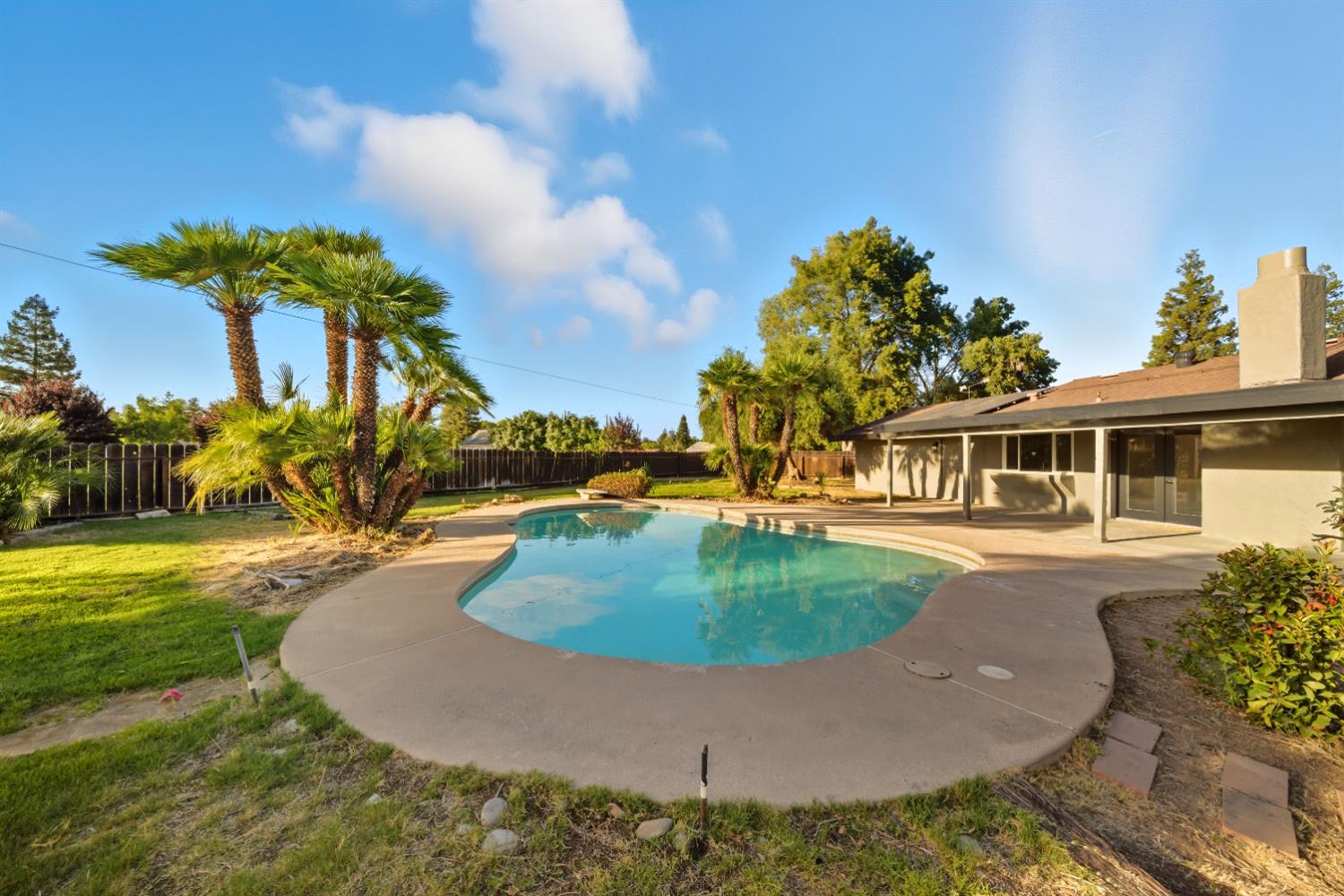 18578 Farallon Rd, Madera, CA 93638