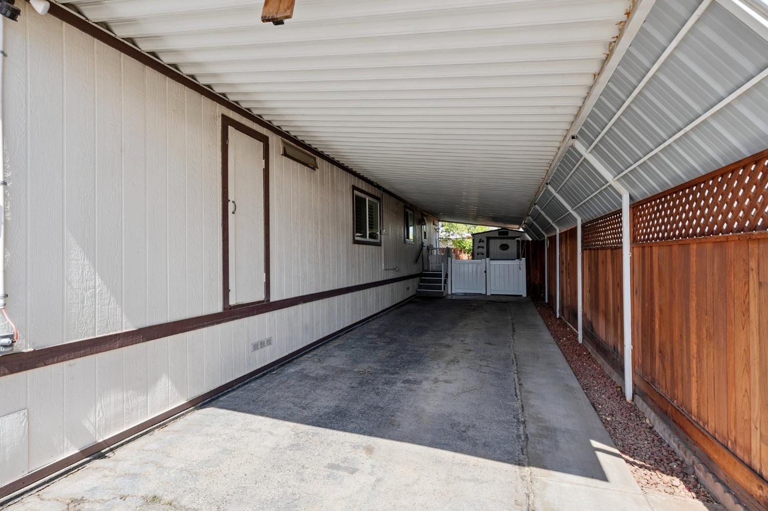 371 Bethel Ave #102, Sanger, CA 93657