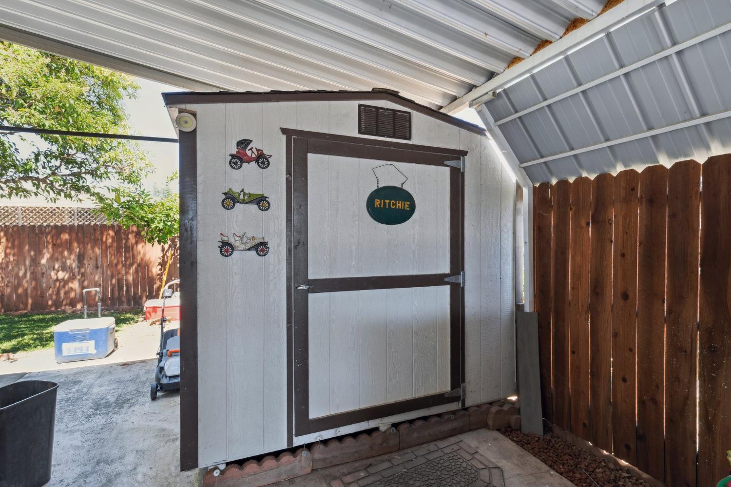 371 Bethel Ave #102, Sanger, CA 93657