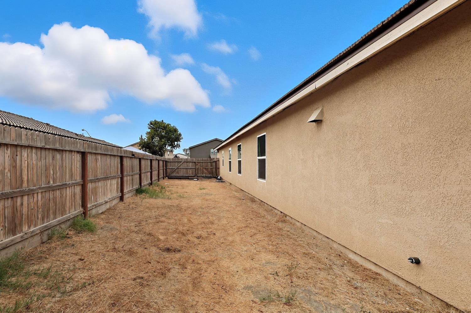 1940 Truckee, Atwater, CA 95301