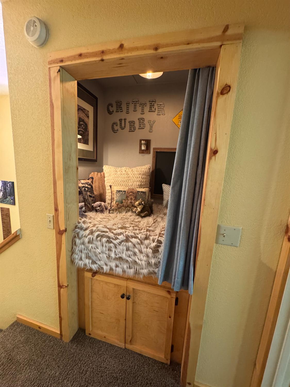 41031 Windwood Ln, Shaver Lake, CA 93664