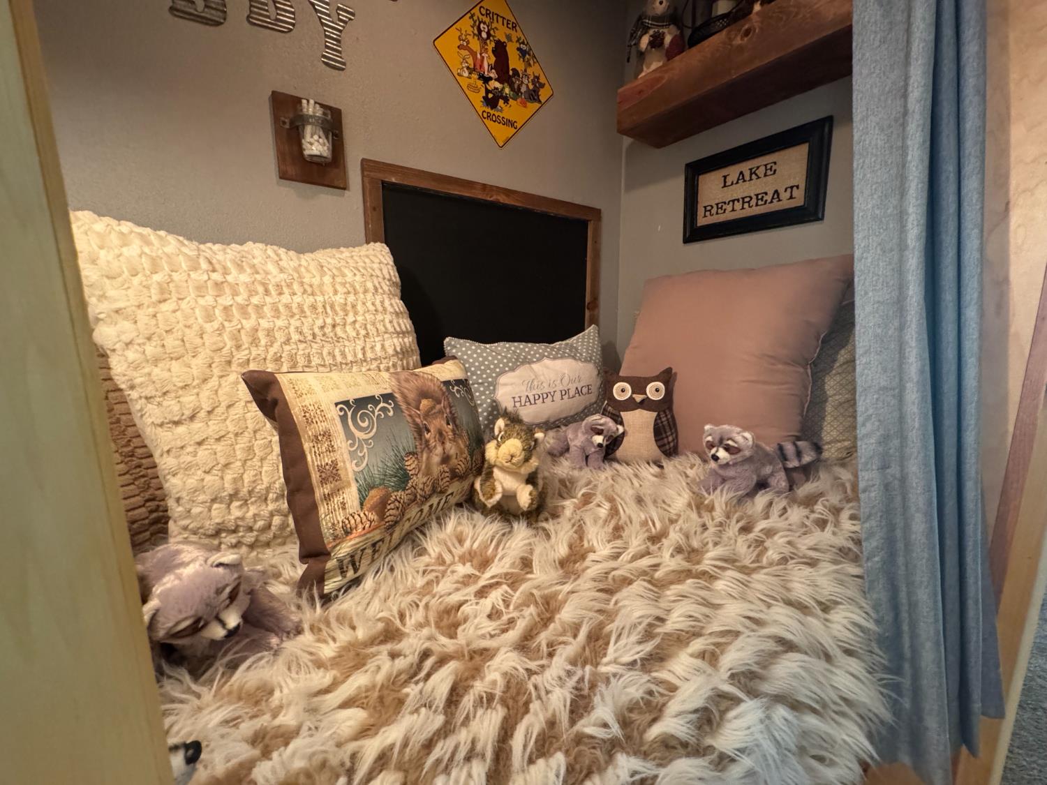 41031 Windwood Ln, Shaver Lake, CA 93664