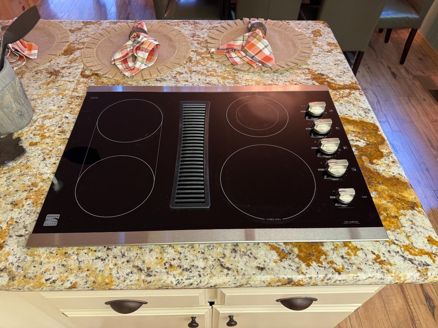 41031 Windwood Ln, Shaver Lake, CA 93664