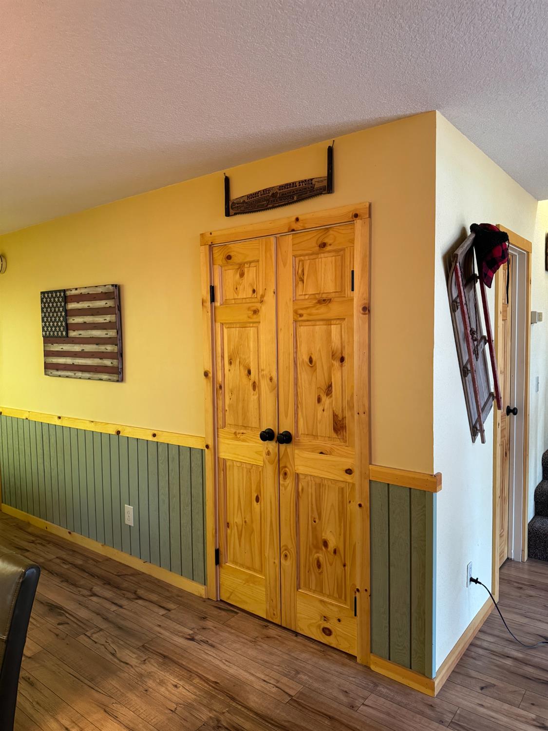 41031 Windwood Ln, Shaver Lake, CA 93664