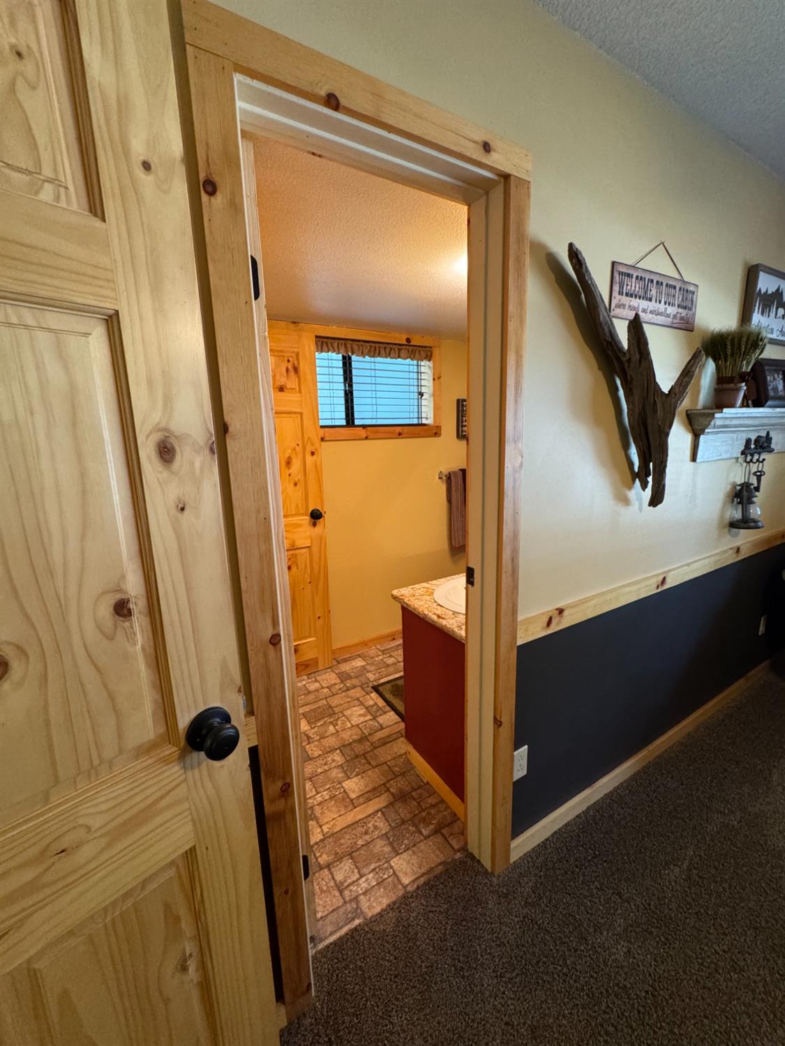 41031 Windwood Ln, Shaver Lake, CA 93664