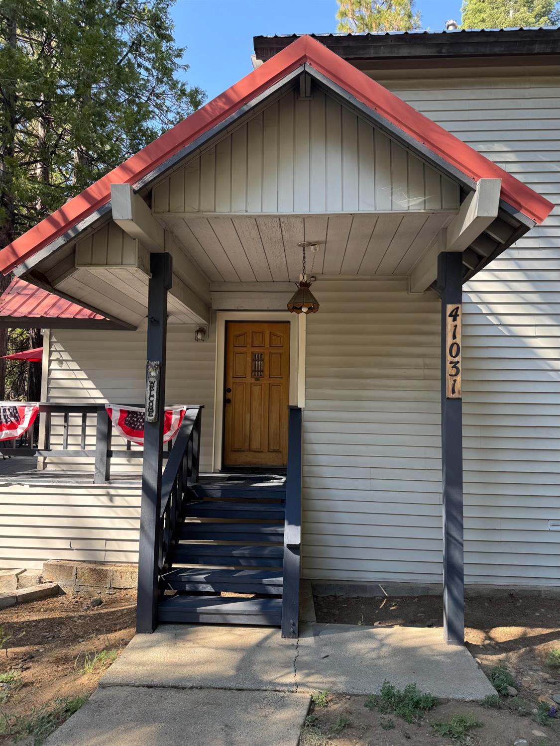 41031 Windwood Ln, Shaver Lake, CA 93664