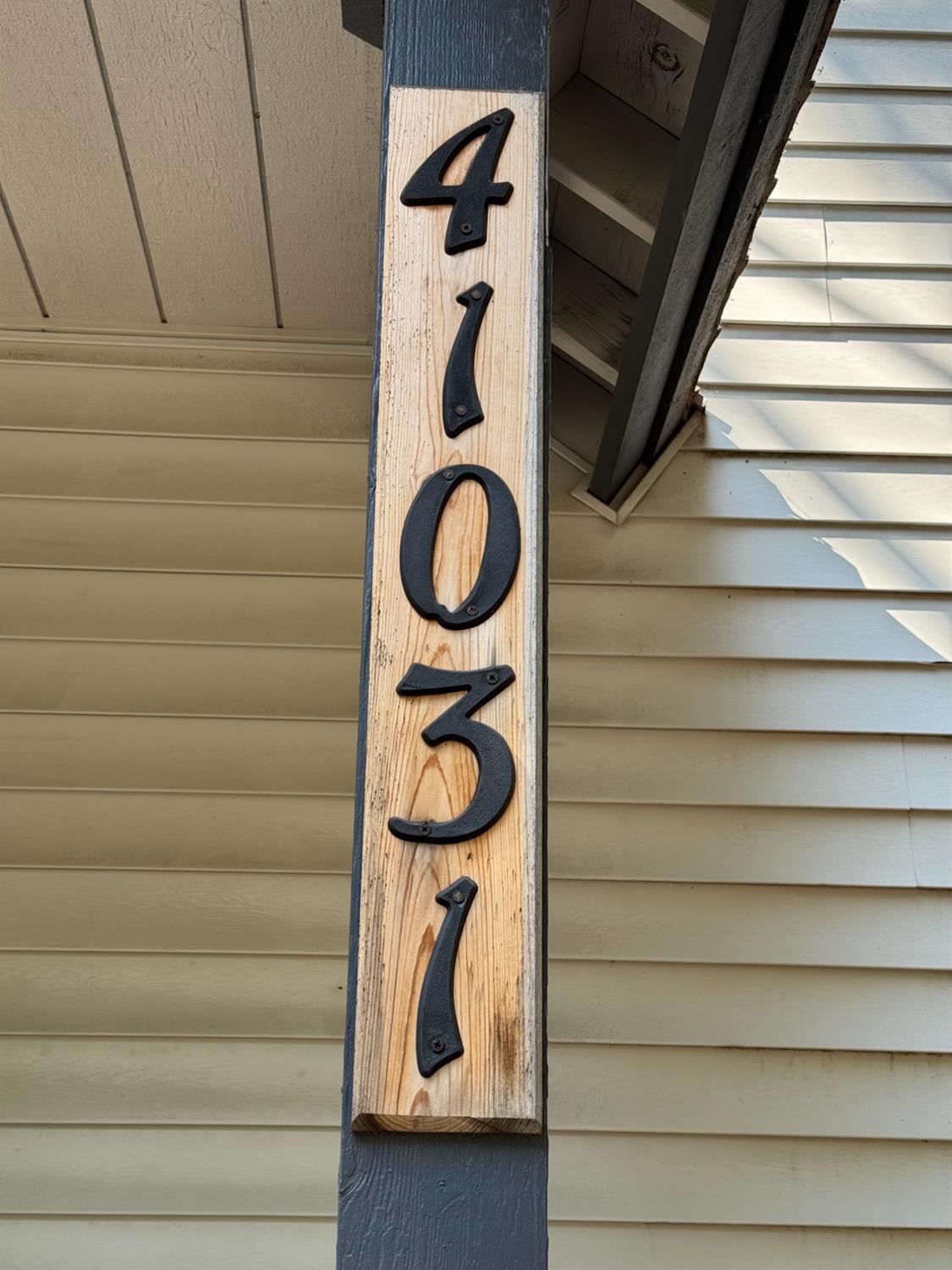 41031 Windwood Ln, Shaver Lake, CA 93664