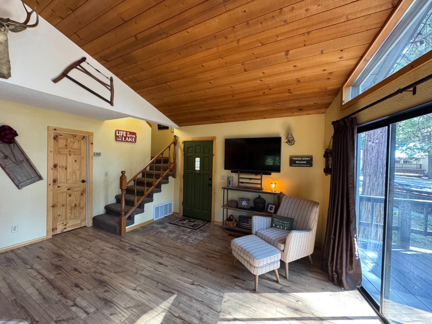 41031 Windwood Ln, Shaver Lake, CA 93664