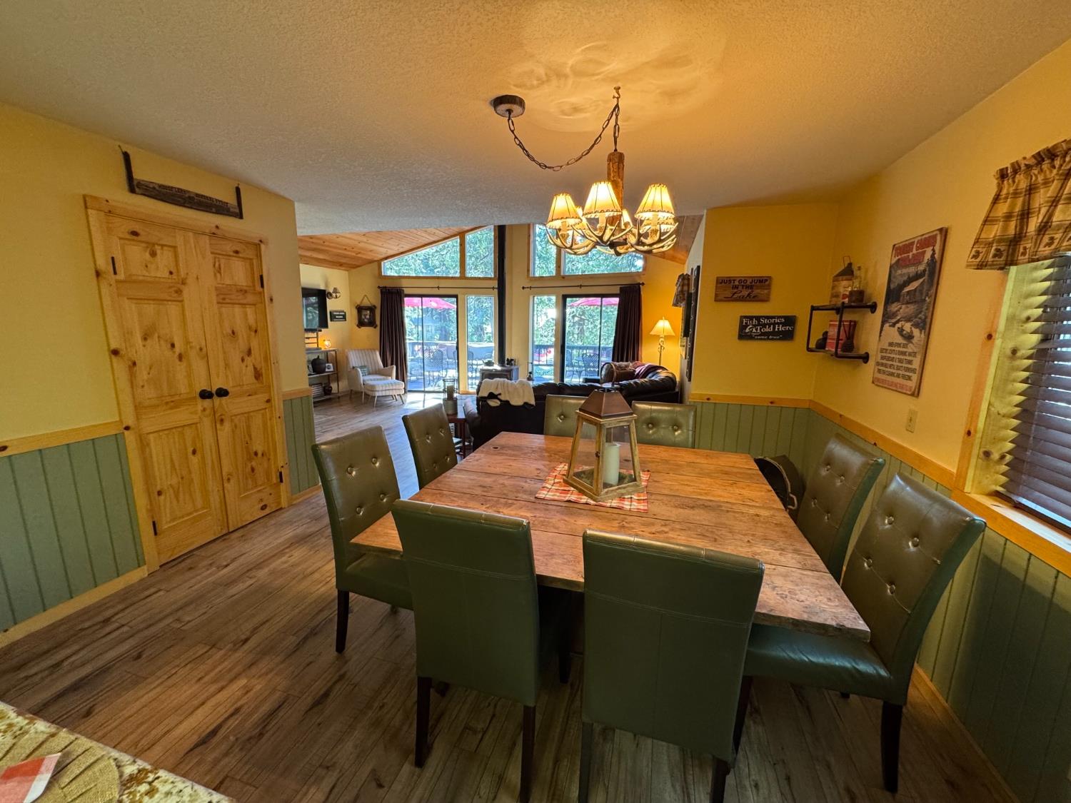 41031 Windwood Ln, Shaver Lake, CA 93664