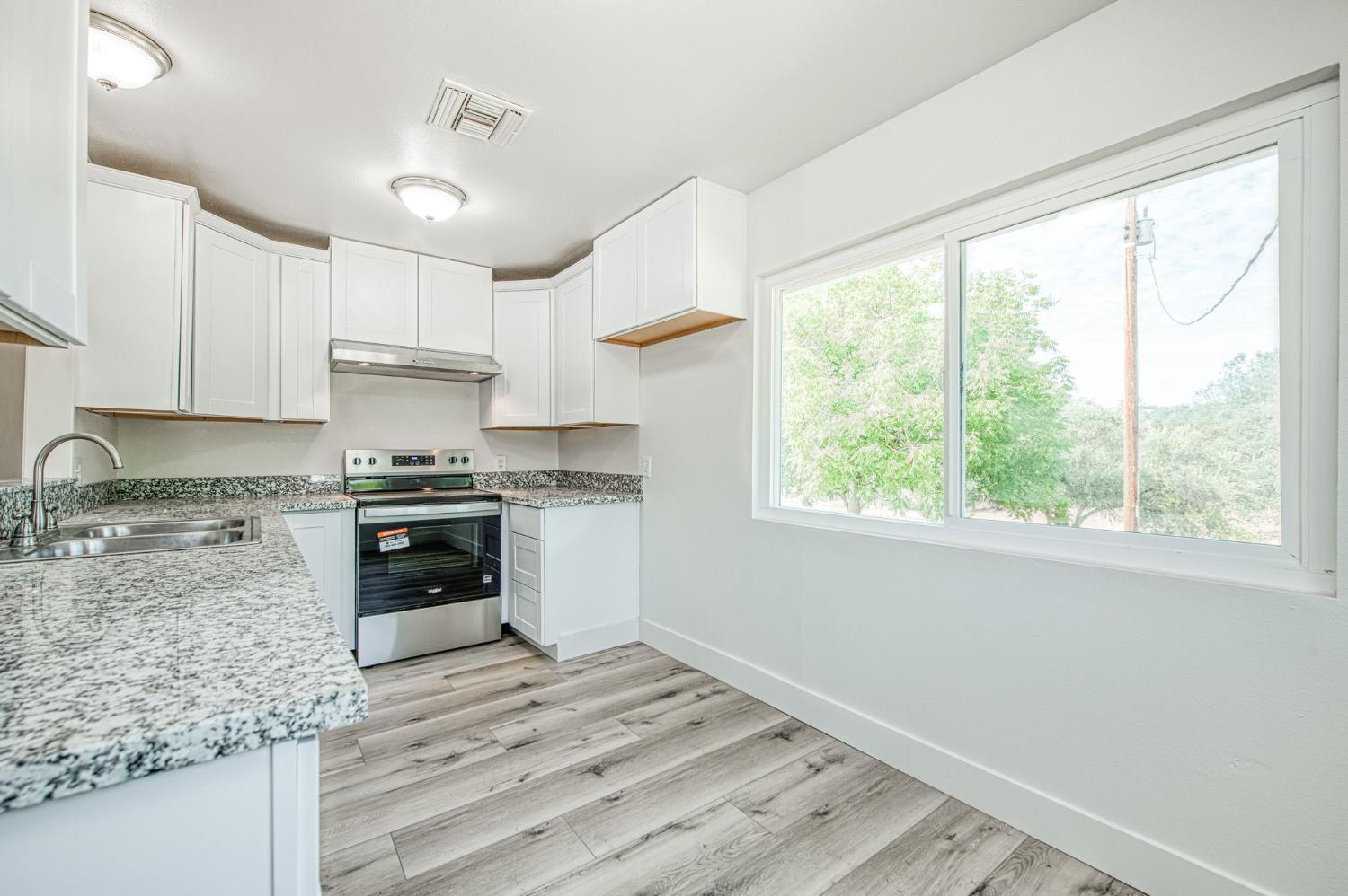 29531 Morgan Canyon Rd, Prather, CA 93651