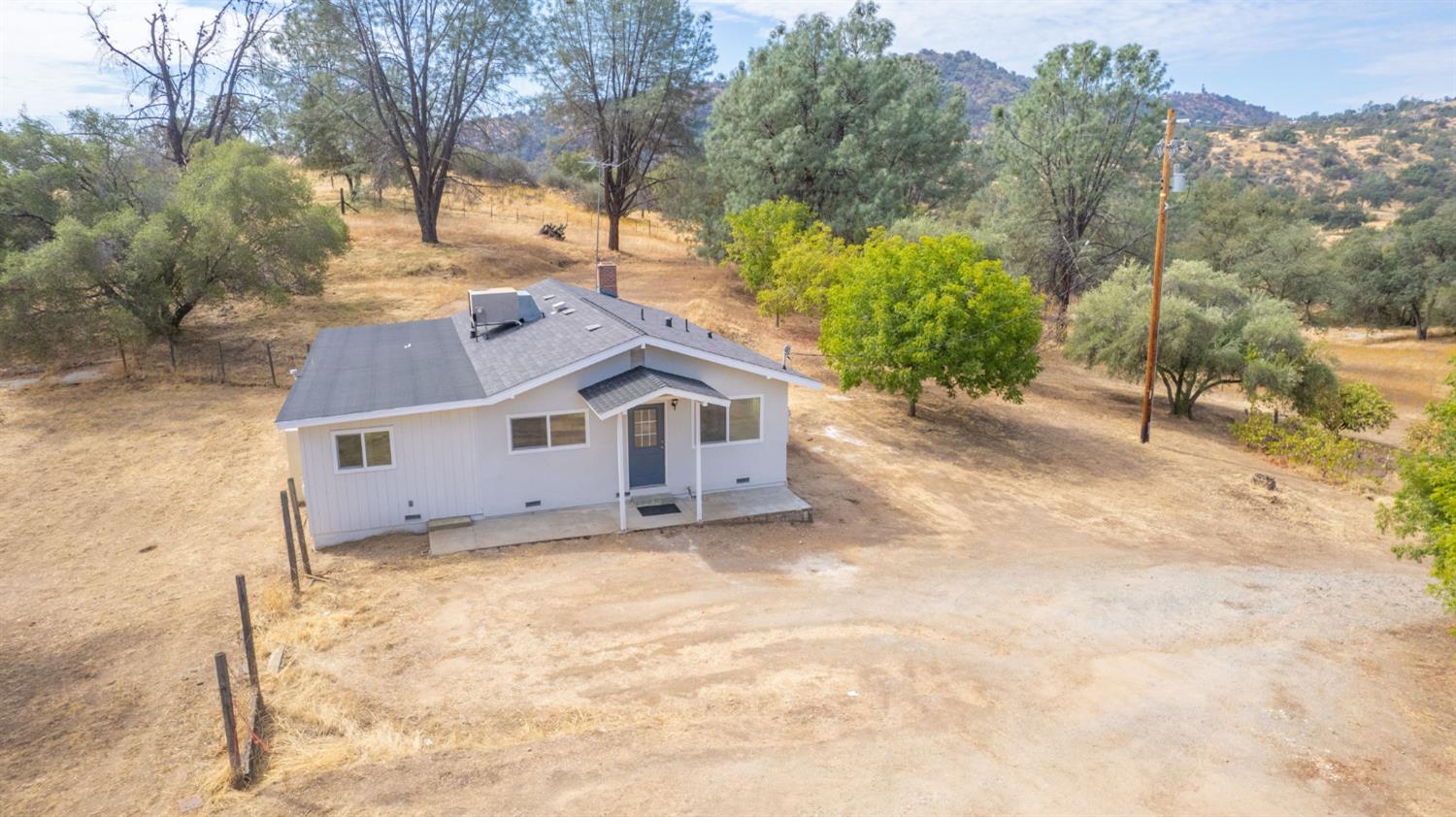 29531 Morgan Canyon Rd, Prather, CA 93651