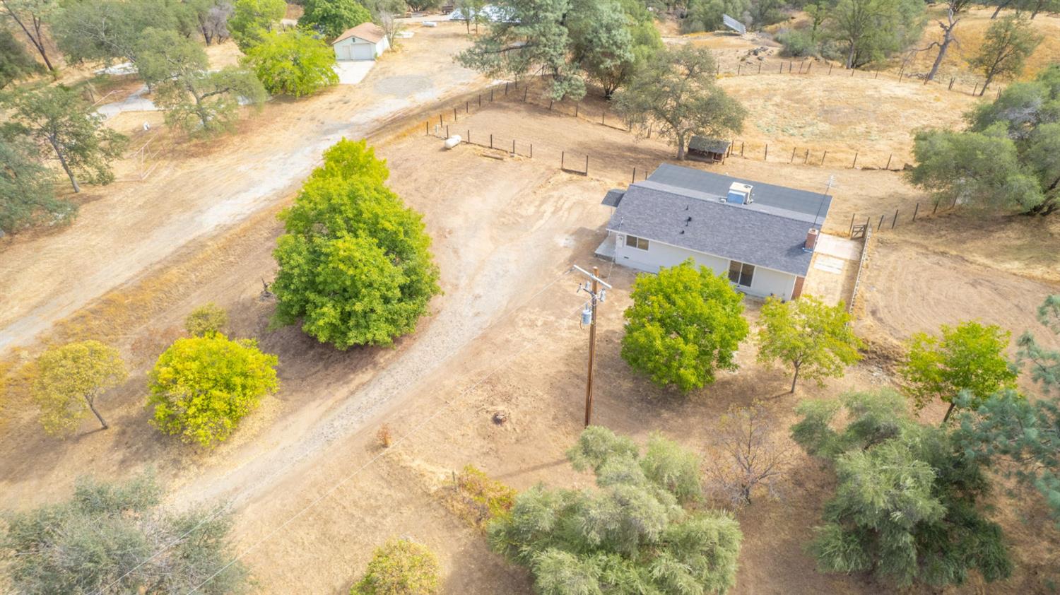 29531 Morgan Canyon Rd, Prather, CA 93651