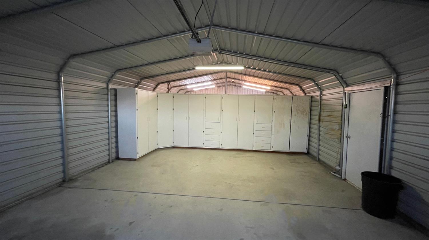 13945 S Academy Ave, Kingsburg, CA 93631