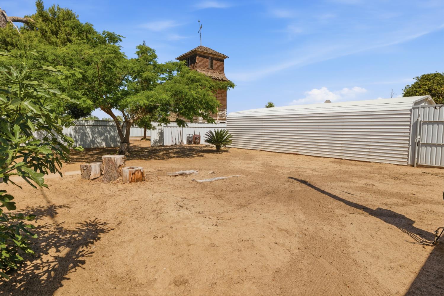 13945 S Academy Ave, Kingsburg, CA 93631