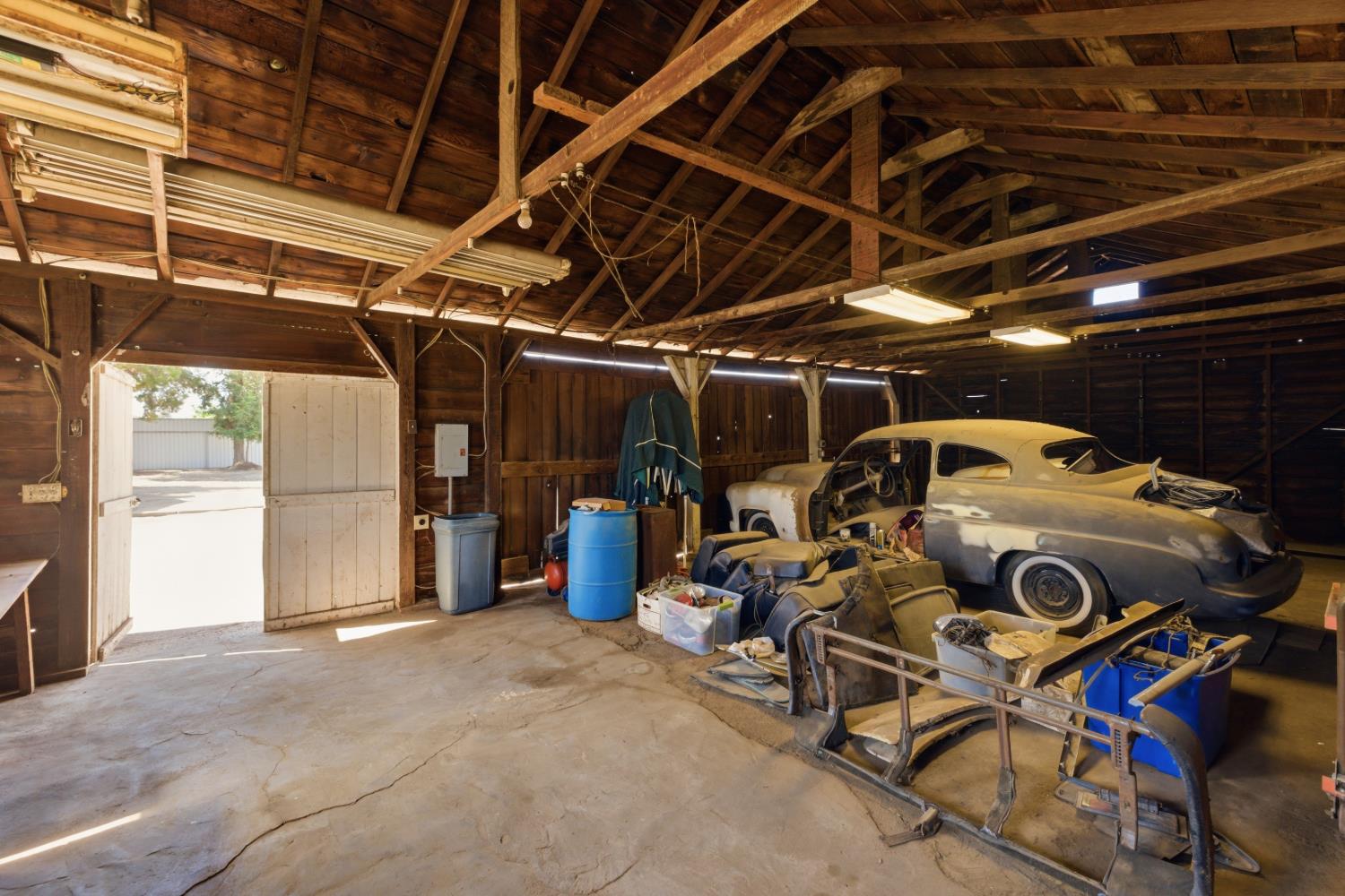 13945 S Academy Ave, Kingsburg, CA 93631