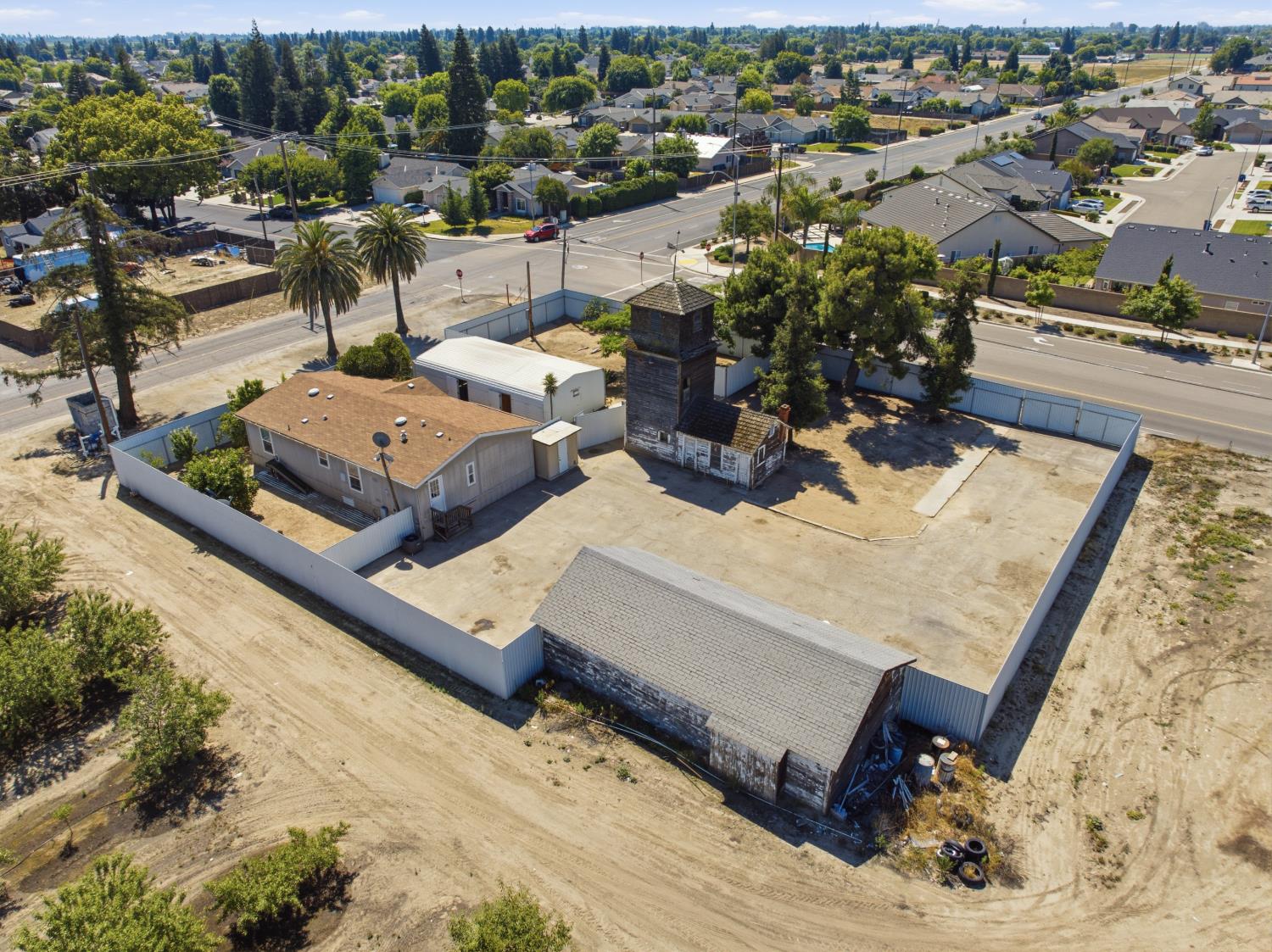 13945 S Academy Ave, Kingsburg, CA 93631