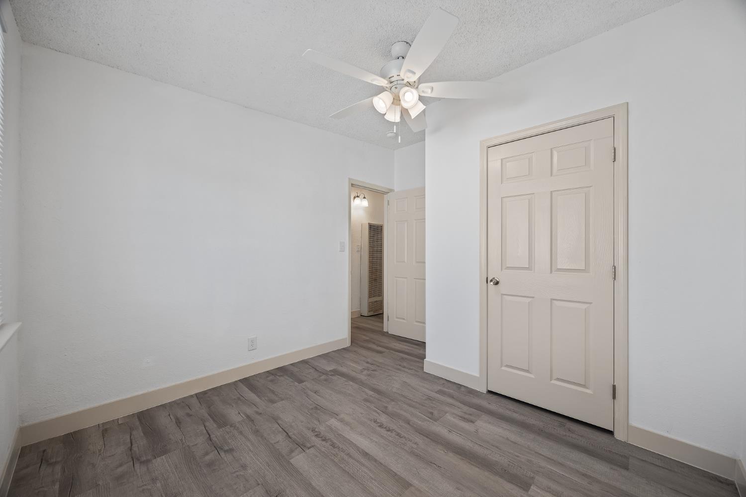 356 W Strother Ave, Fresno, CA 93706