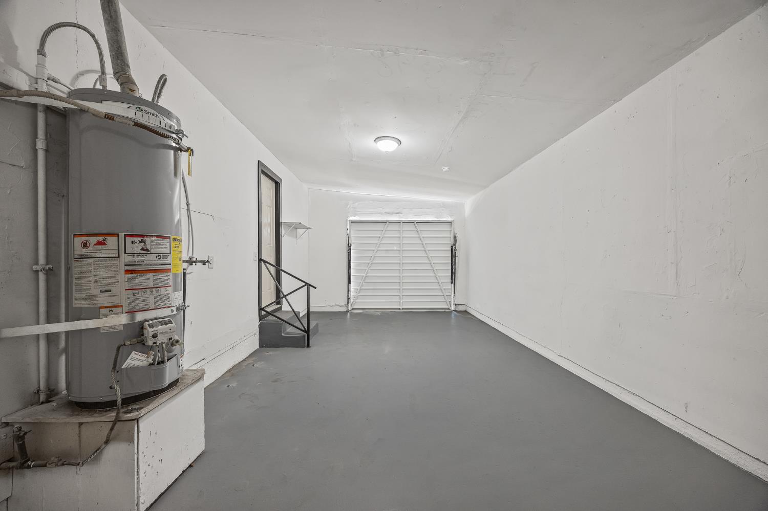 356 W Strother Ave, Fresno, CA 93706