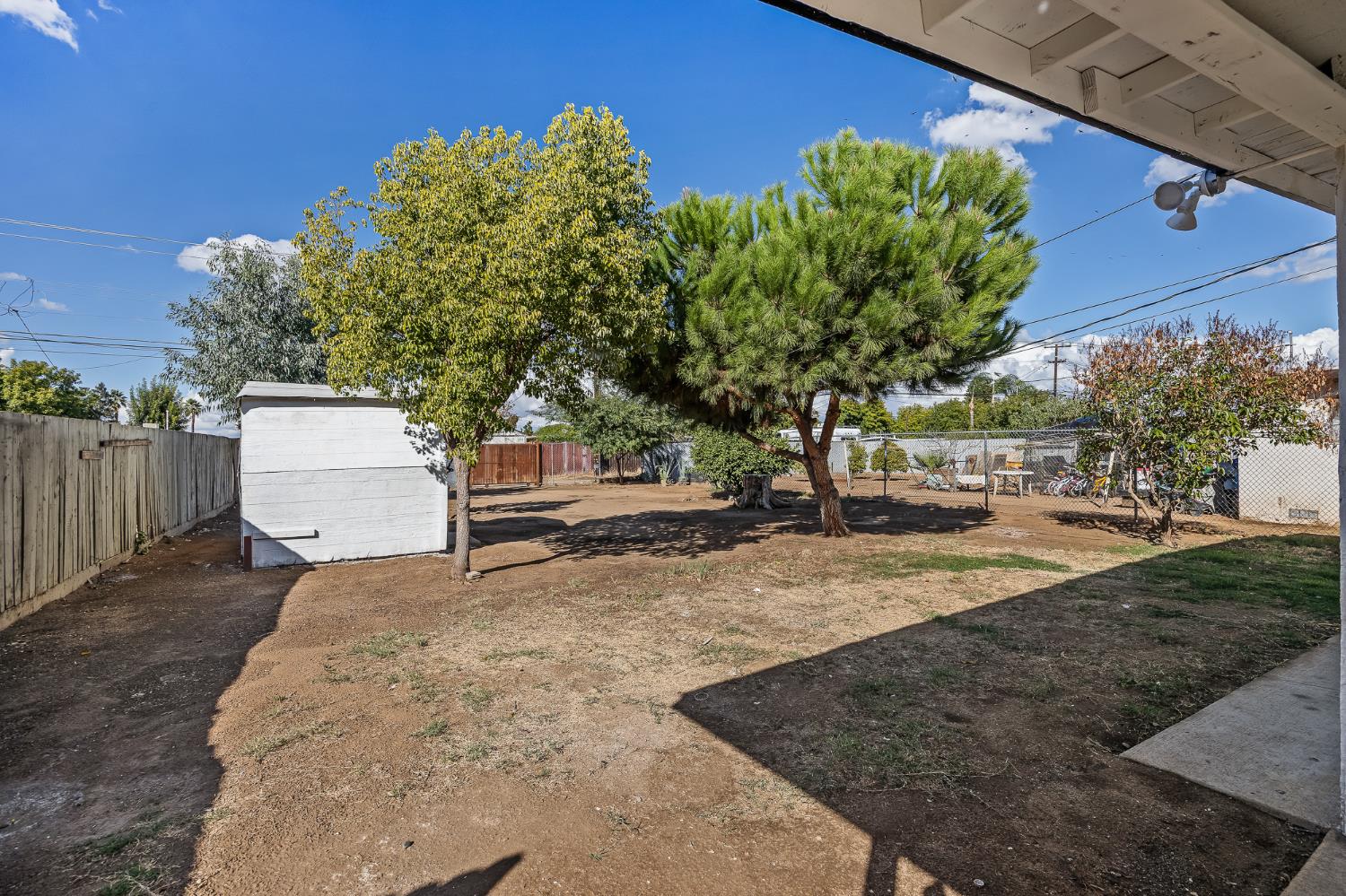 356 W Strother Ave, Fresno, CA 93706