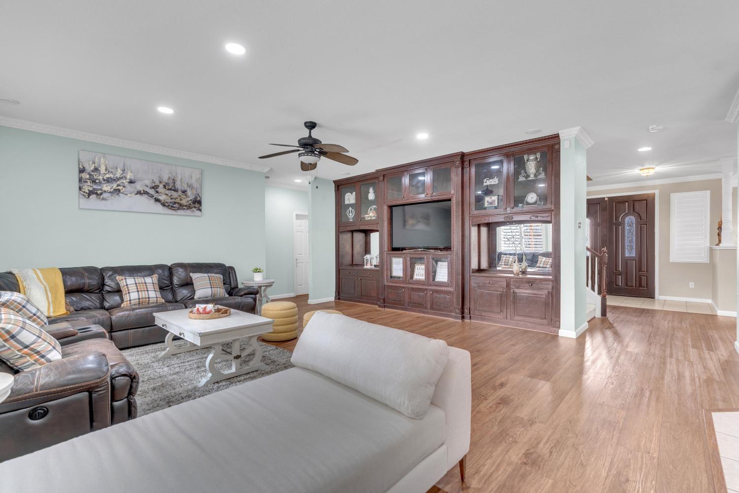 2776 Keats Ave, Clovis, CA 93611