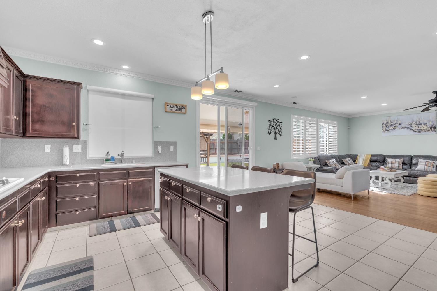 2776 Keats Ave, Clovis, CA 93611