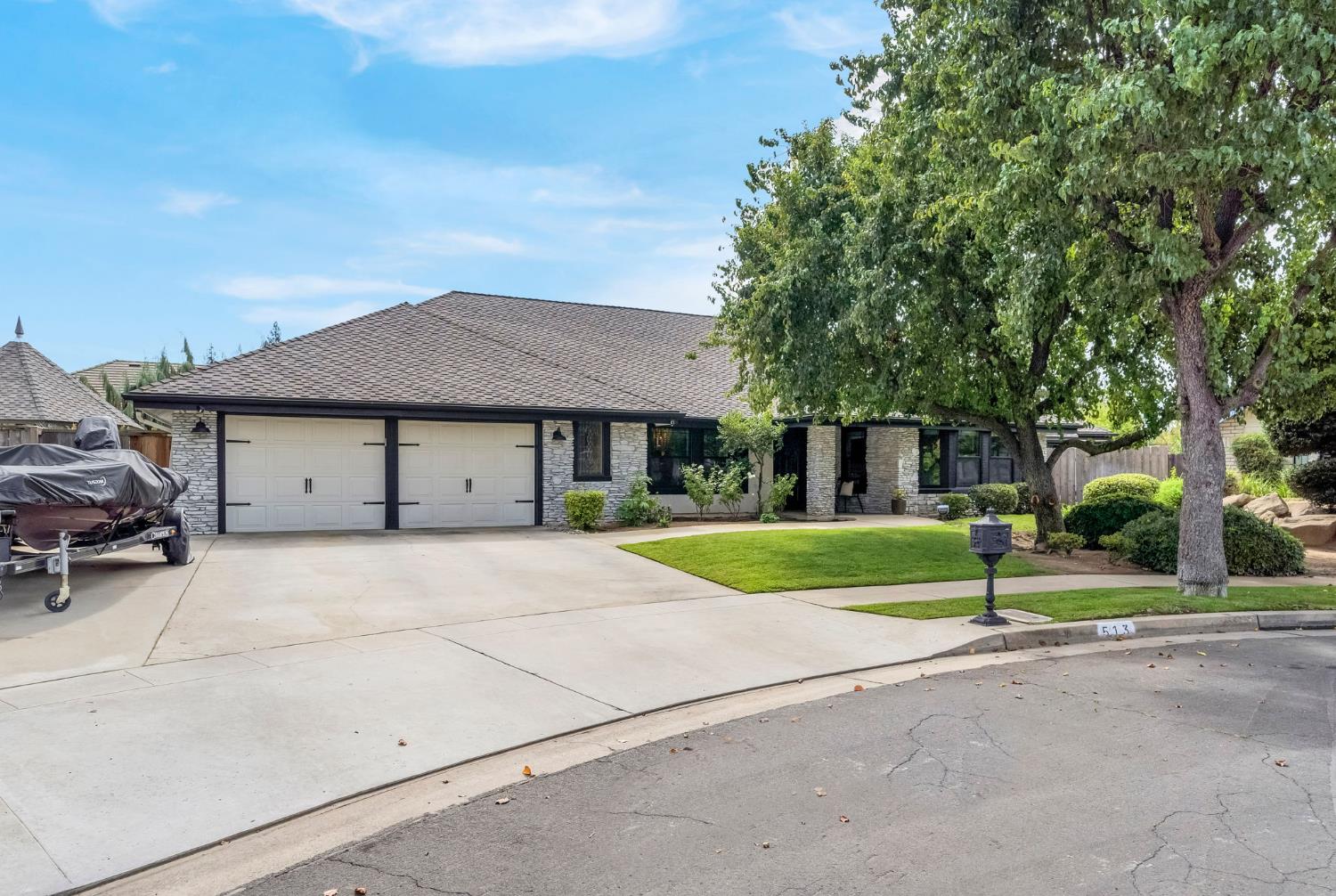 513 E Portland Ave, Fresno, CA 93720