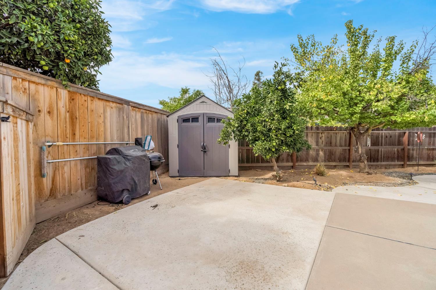 513 E Portland Ave, Fresno, CA 93720