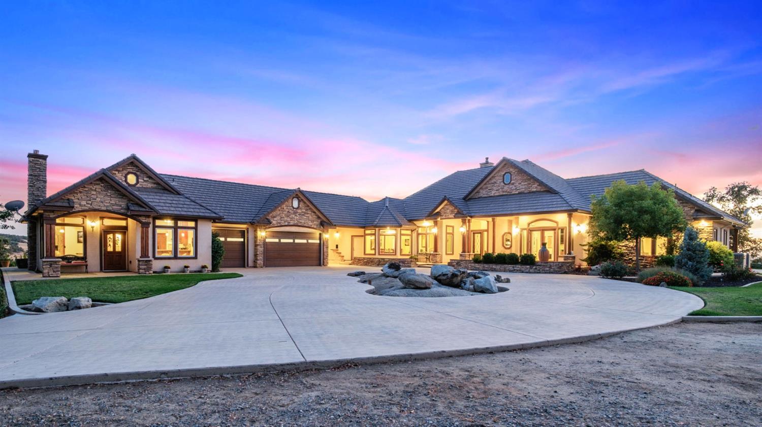 34310 Barn Owl Rd, Raymond, CA 93653