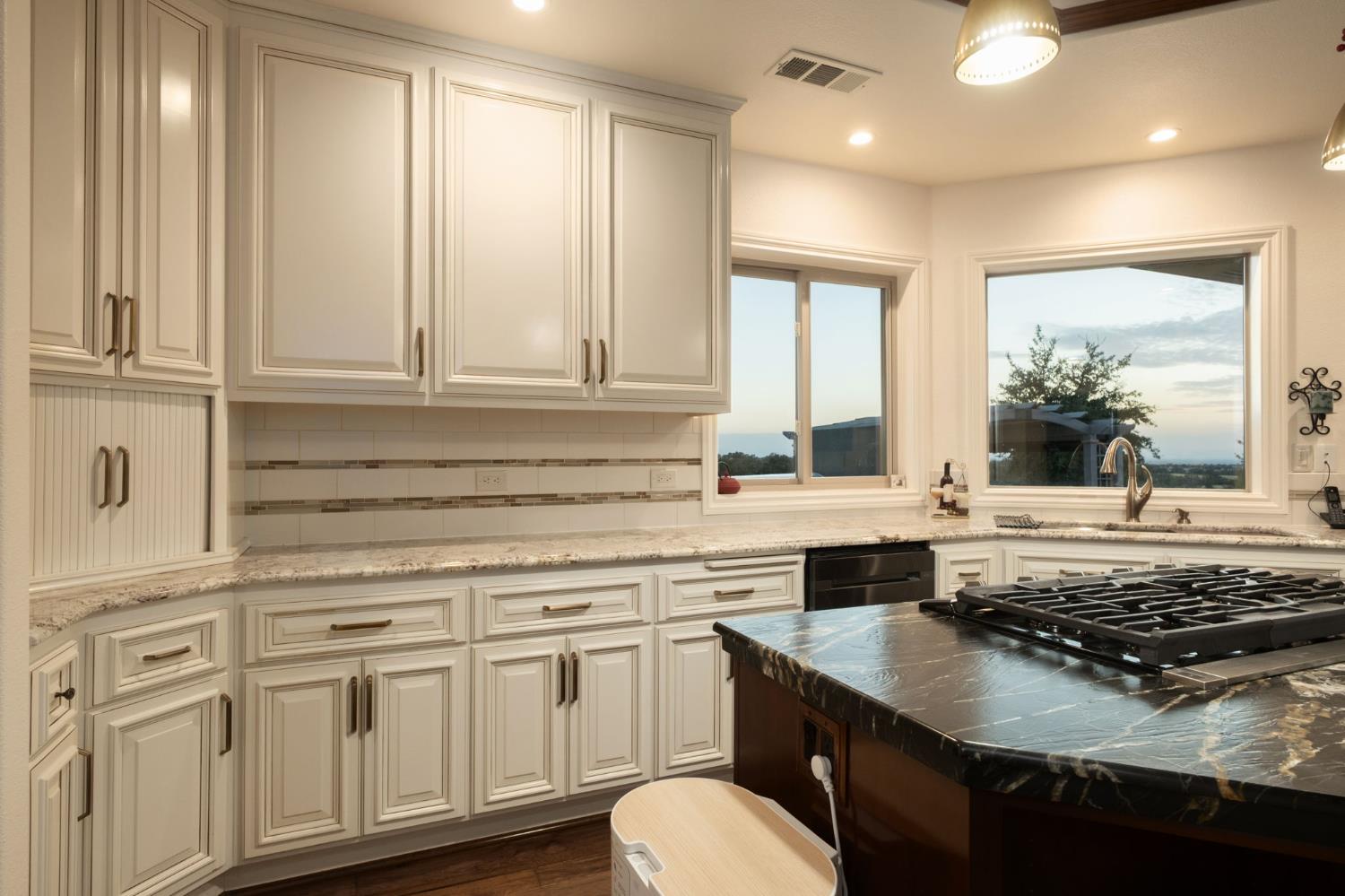 34310 Barn Owl Rd, Raymond, CA 93653