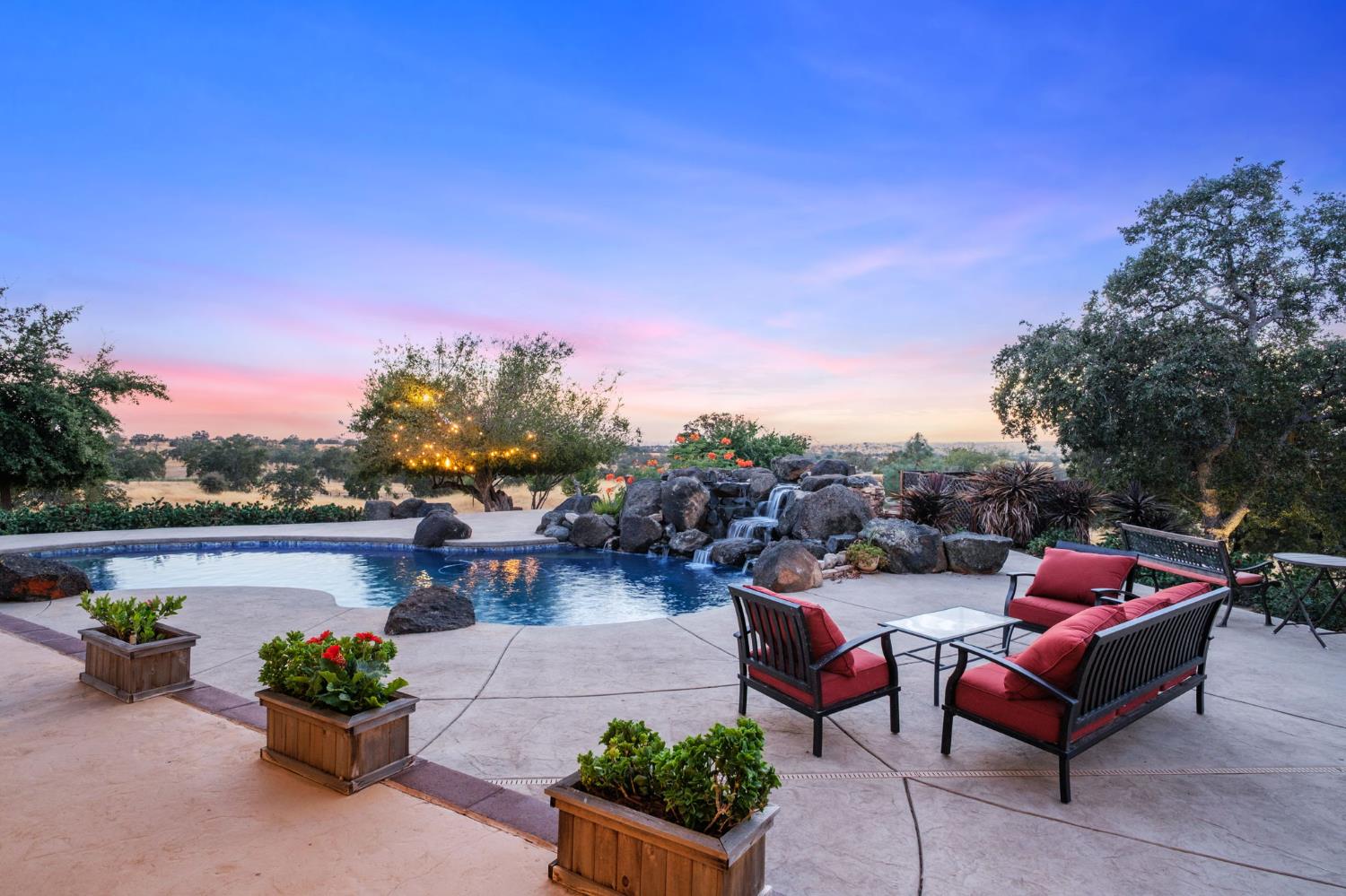 34310 Barn Owl Rd, Raymond, CA 93653