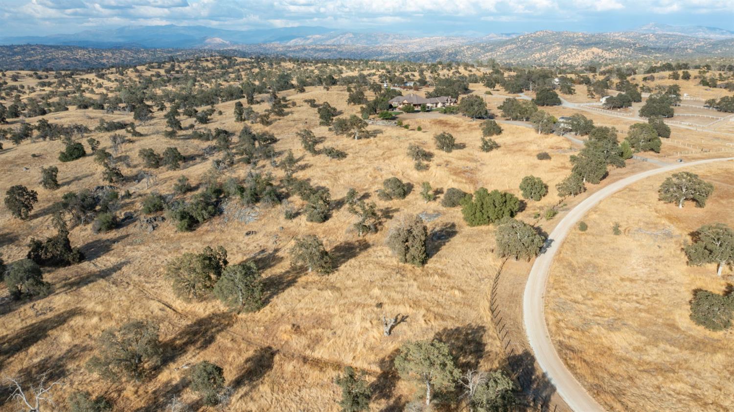 34310 Barn Owl Rd, Raymond, CA 93653