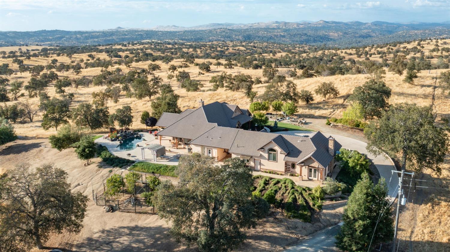 34310 Barn Owl Rd, Raymond, CA 93653