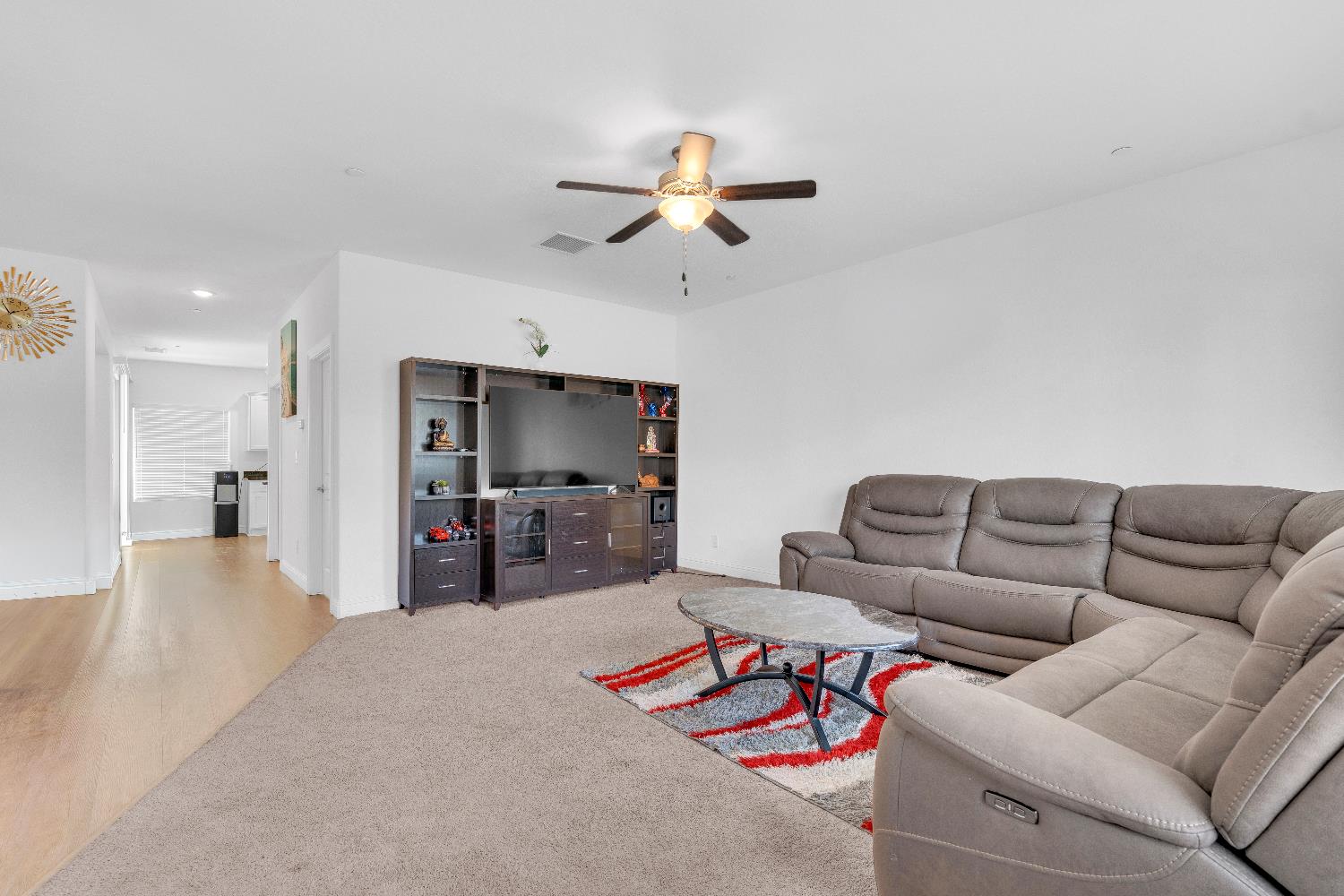 4430 W Langden Dr, Fresno, CA 93722