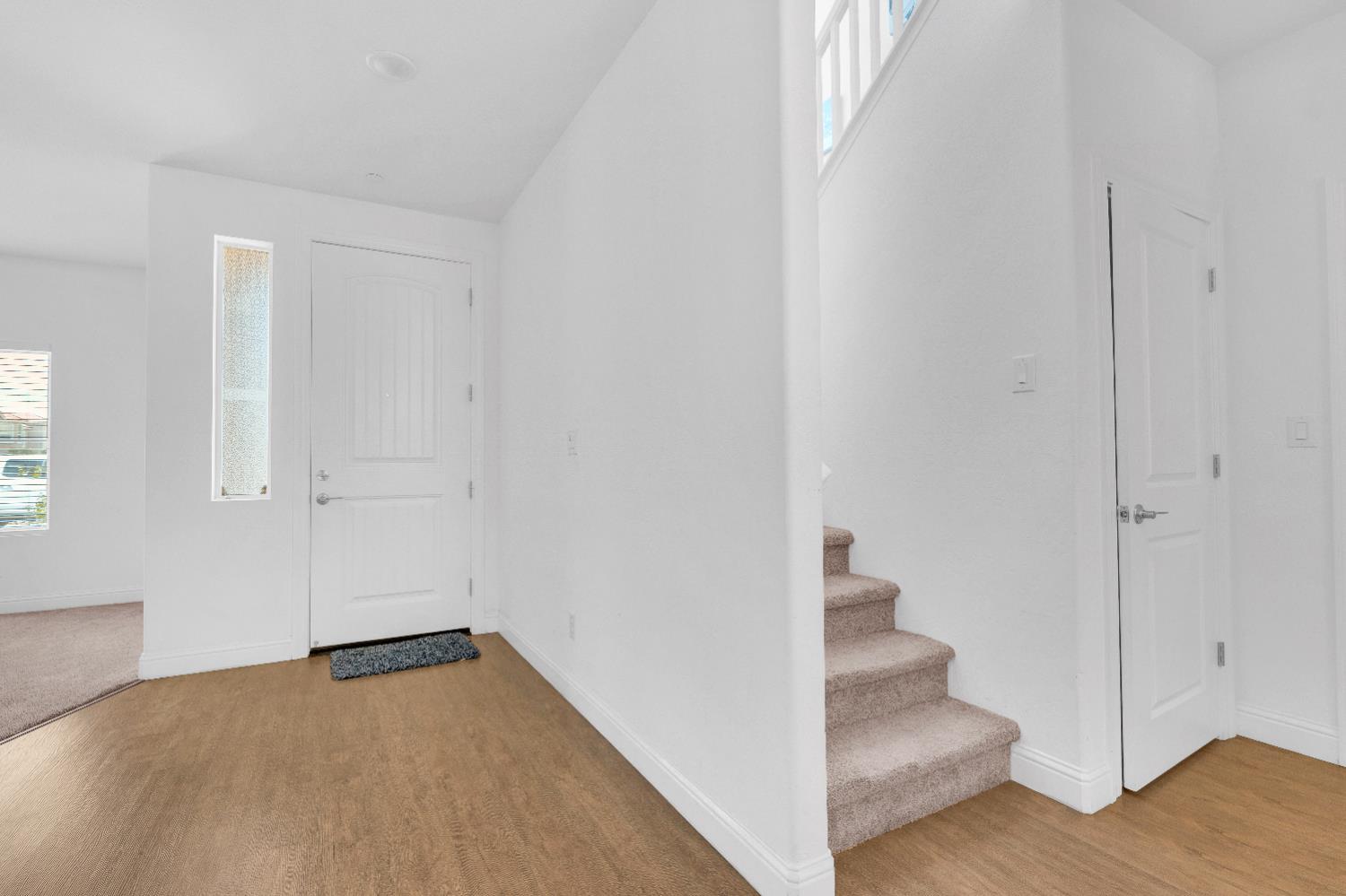 4430 W Langden Dr, Fresno, CA 93722